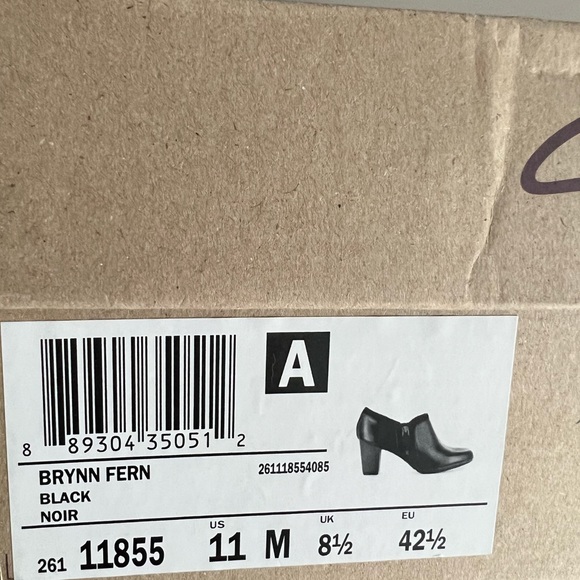 Women’s shoe. - Picture 3 of 4